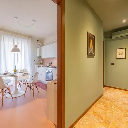 Apartment Arena Marconi 37 *