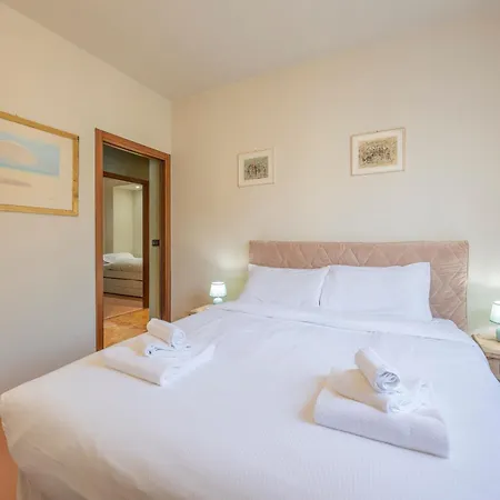 Arena Marconi 37 * Verona